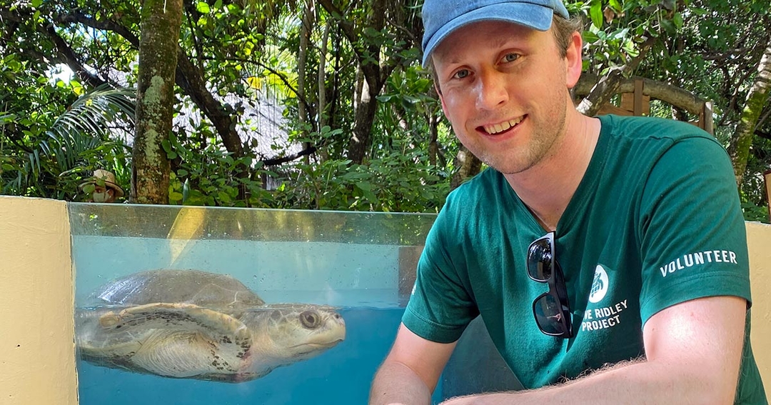 Vet on 5,500-mile Maldives trip to help sea turtle project