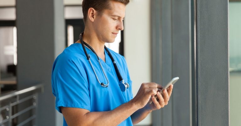 Virtual vets offer cut-price service in coronavirus crisis
