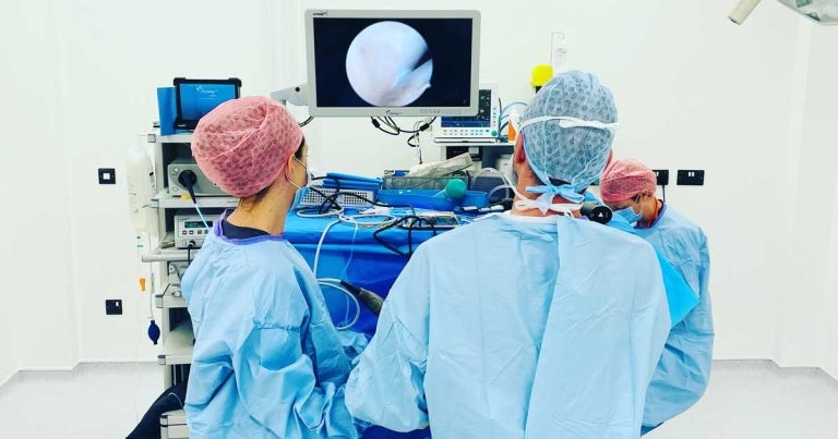 Orthopaedic referral clinic offers 12-month surgical guarantee