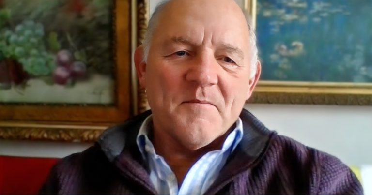 Ep 102: Geriatric dogs, with Mike Davies