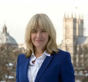 Ep 124: Control strategy to prevent FMD in UK, with CVO Christine Middlemiss