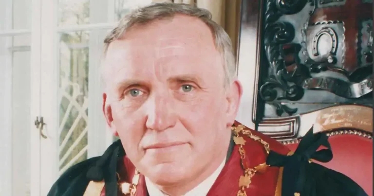 Tributes paid to former RCVS president