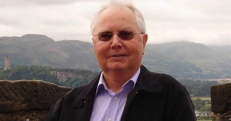 Tributes paid to ‘Glasgow legend’ vet