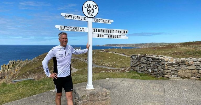 Fleet-footed Faulkner raises £10k for StreetVet