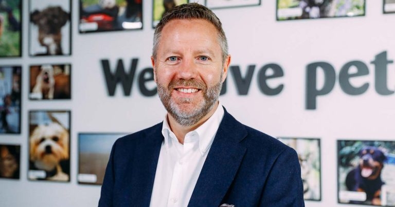 Linnaeus buys Pets at Home referral business