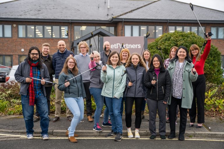 VetPartners team help to Keep Britain Tidy