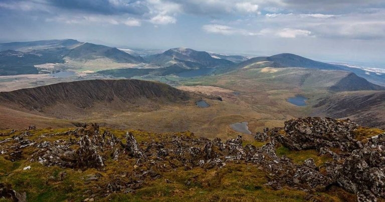 VNs take on Welsh three peaks for charity