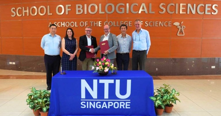 RVC agrees fresh partnership with Singapore university