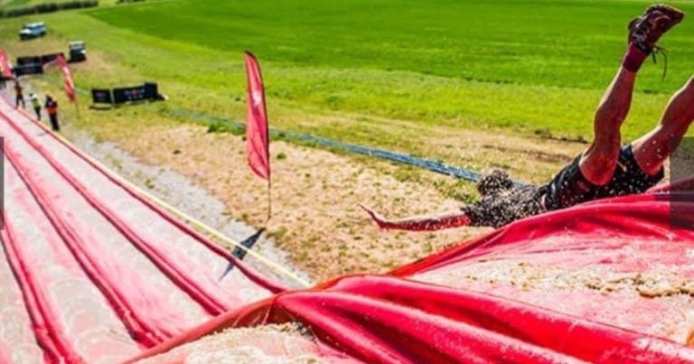 Stamford wolf pack raises MS charity cash