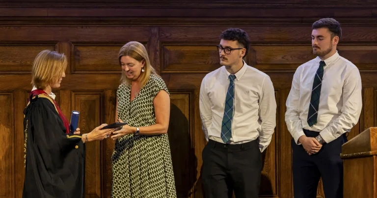 Celebrated vet’s family collect posthumous RCVS honour