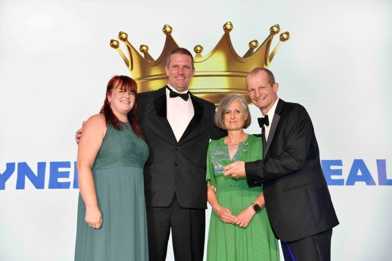 Vets win big at Cream Awards