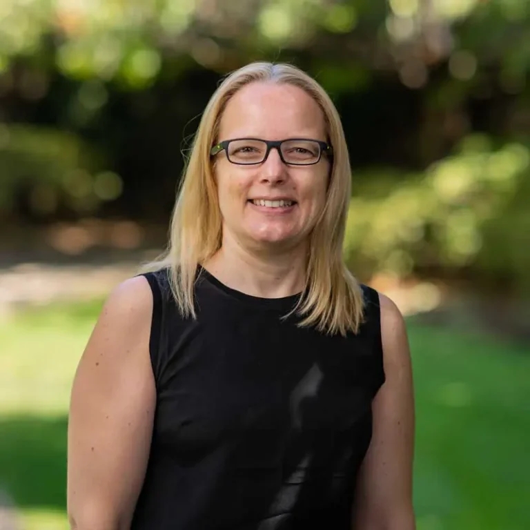 Ep 132: Vet nurse burnout prevention survey, with Angela Chapman