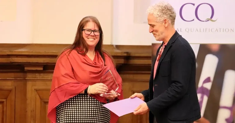 ‘Inspirational’ nurse crowned with VN educator award