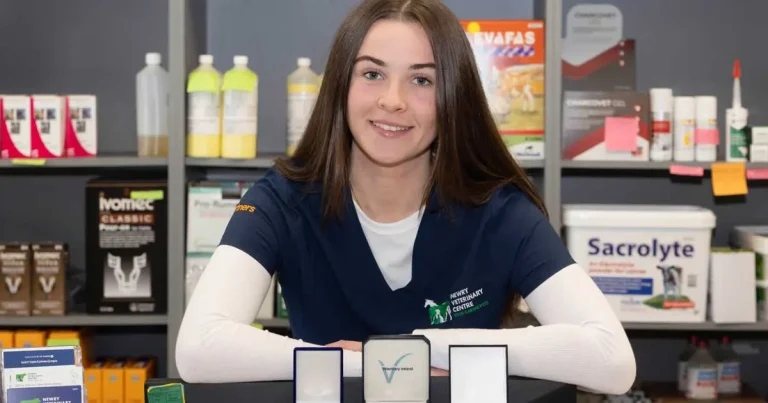 Graduate vet scoops five prestigious awards